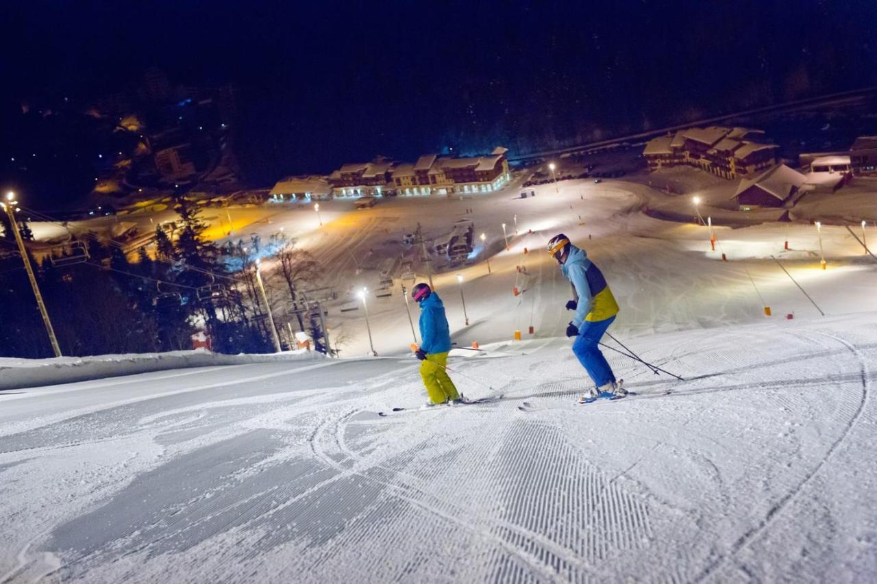 Hotel Les Vallees Labellemontagne ラ・ブレス エクステリア 写真